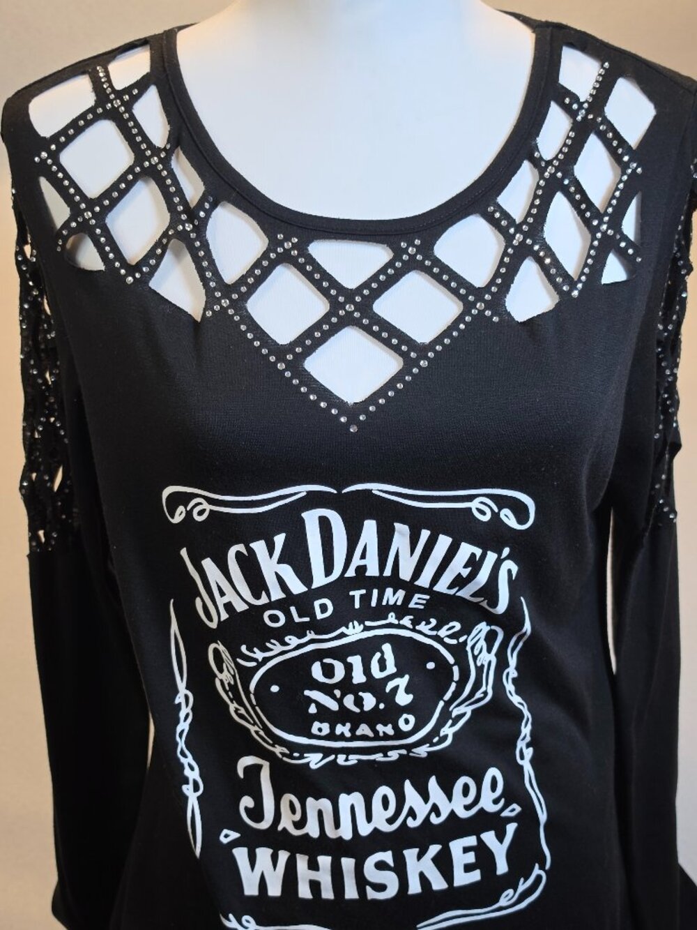 SHEILAY Jack Daniels Black Long Sleeve Rhinestone Cutout Top Size M Country